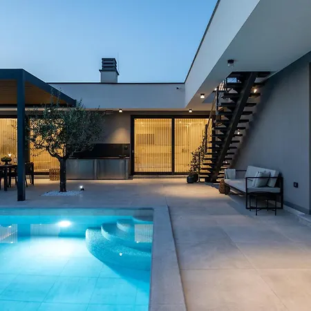 Callera Вілла *