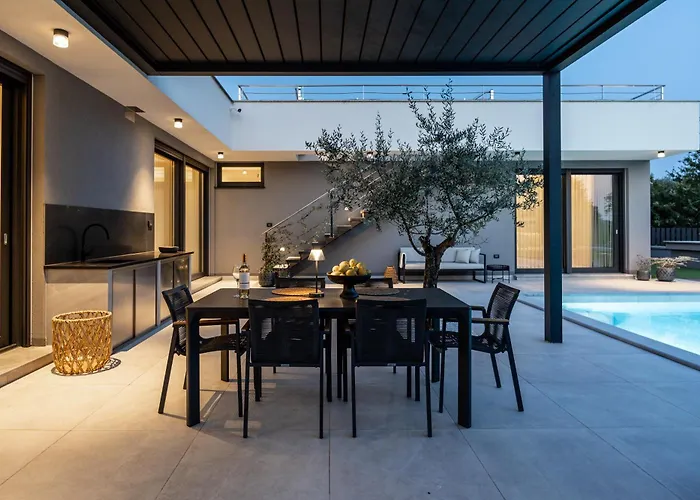 Callera Вілла Пула